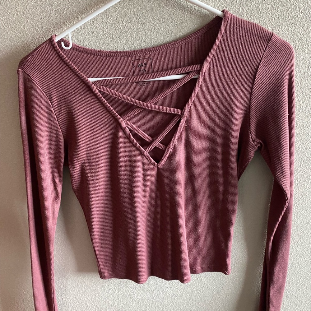 PacSun long sleeve slightly cropped top XS